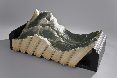 另类艺术：图书打造地质奇观